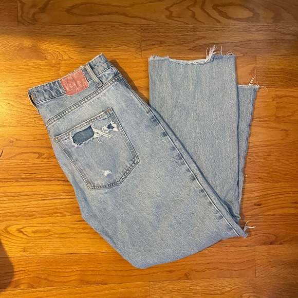 Zara High Rise Distressed Ripped Knee Straight Leg Jeans - Picture 3 of 3